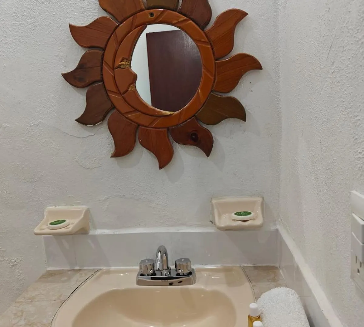 Casa Victor Avila Isla Holbox