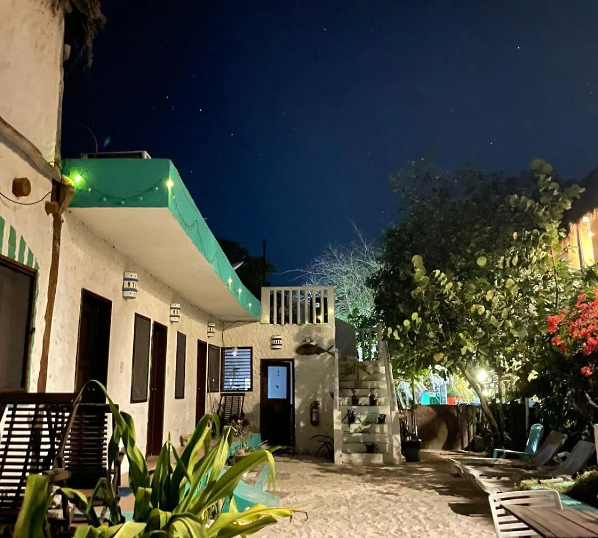 Casa Victor Avila Isla Holbox 0*,  墨西哥